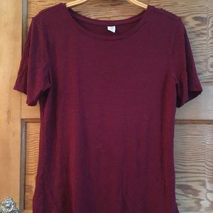 American Eagle Maroon T-Shirt